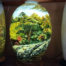 Đèn dáng chum suối rừng