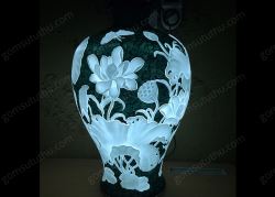 Đèn dáng dế khắc tay vẽ màu nâu sen cá