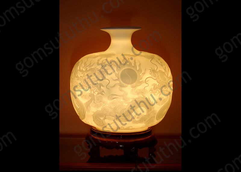 Đèn rồng dáng tỏi